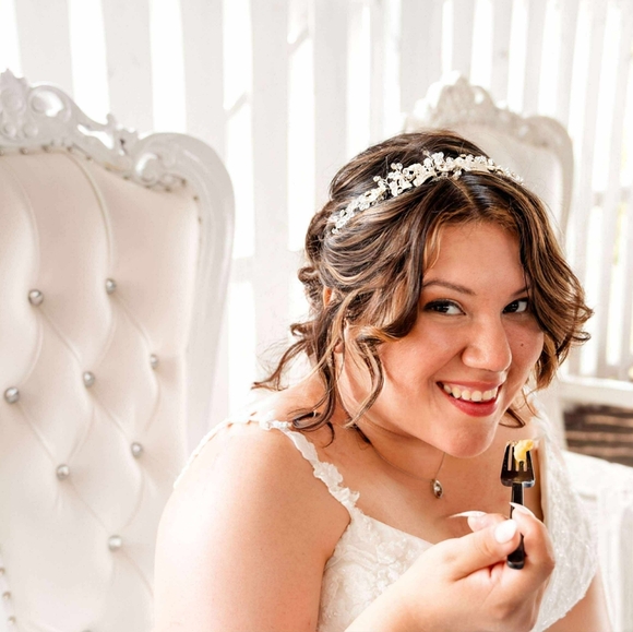 Meet your Posher, Gabriela - Picture 3 of 6